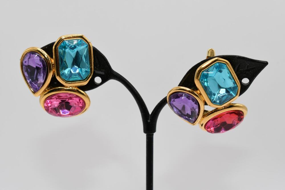 Vintage Trifari TM Clip Earrings Pink Purple Blue Rhinestones Gold Tone
